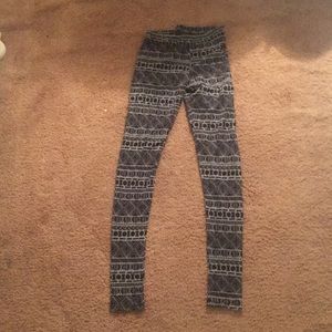 Brandy Melville tribal print leggings